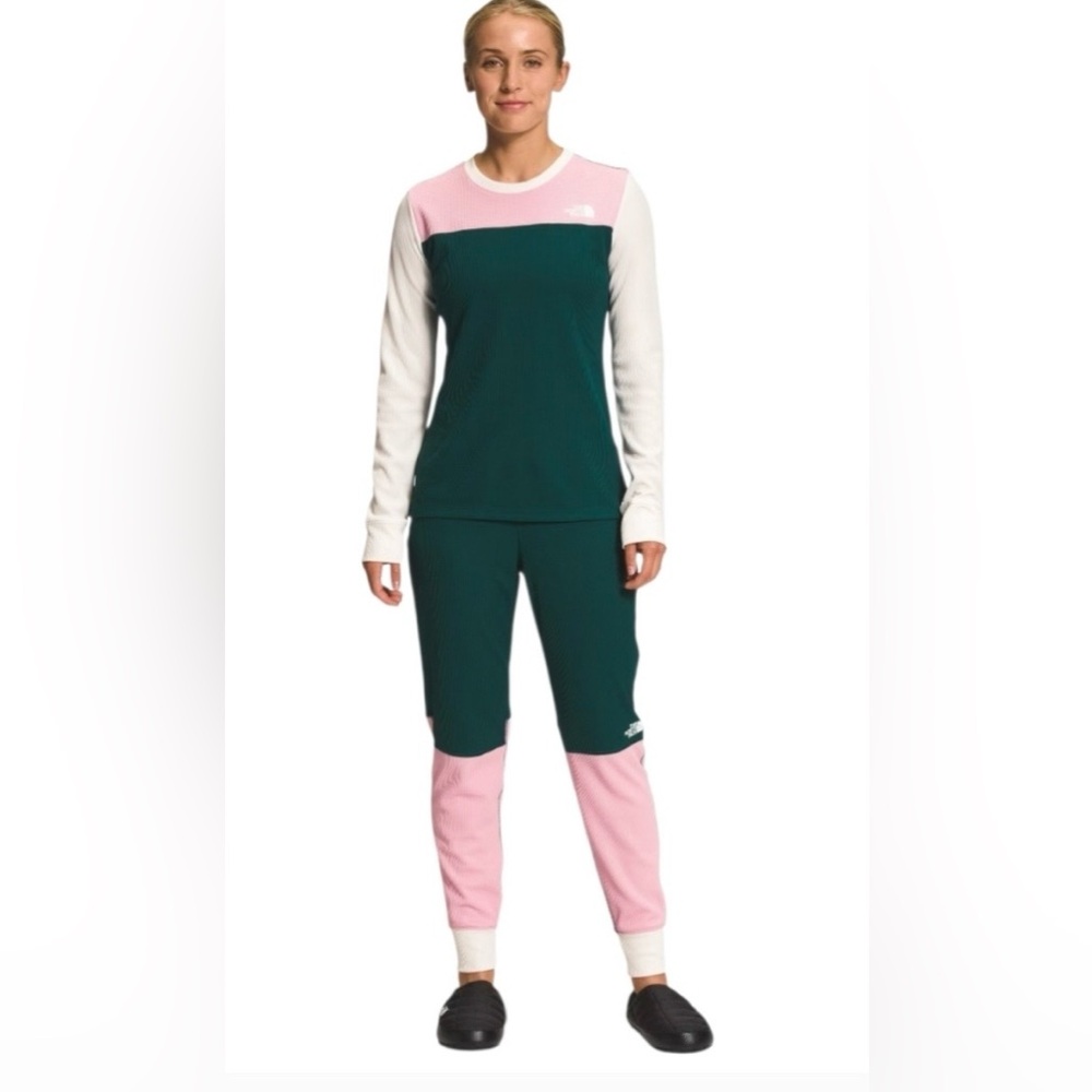 NWOT The North Face Thermal Knit Bottoms